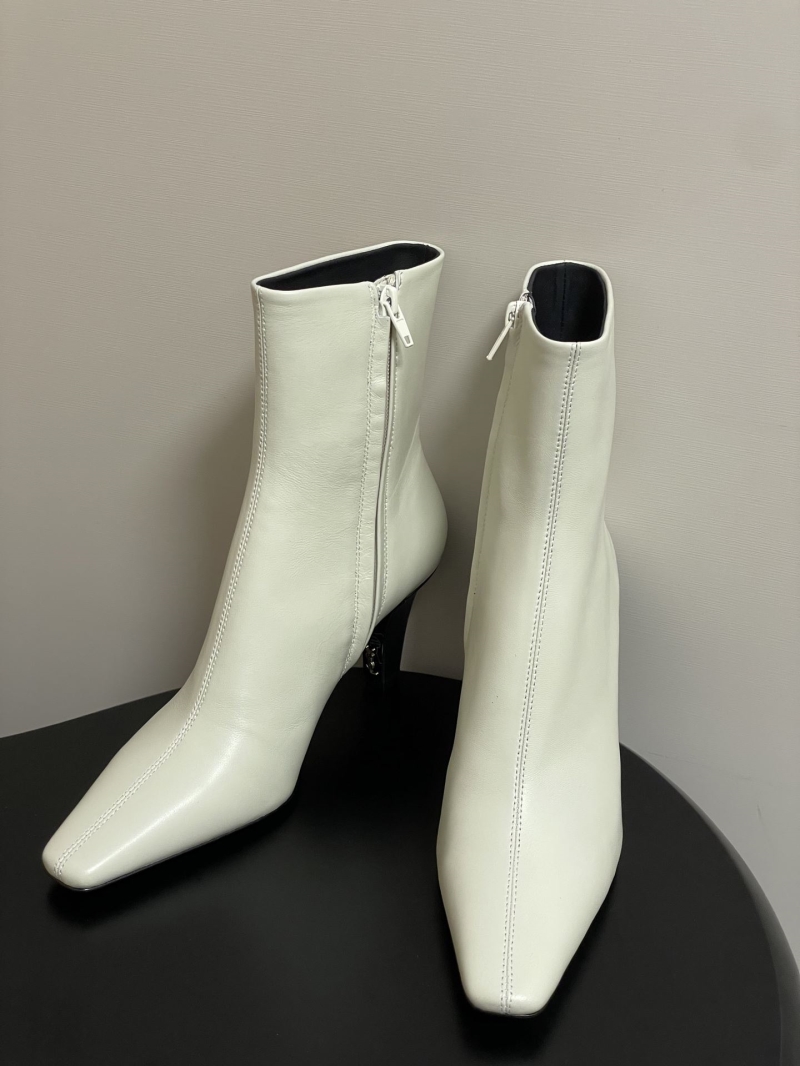 Y51 boots